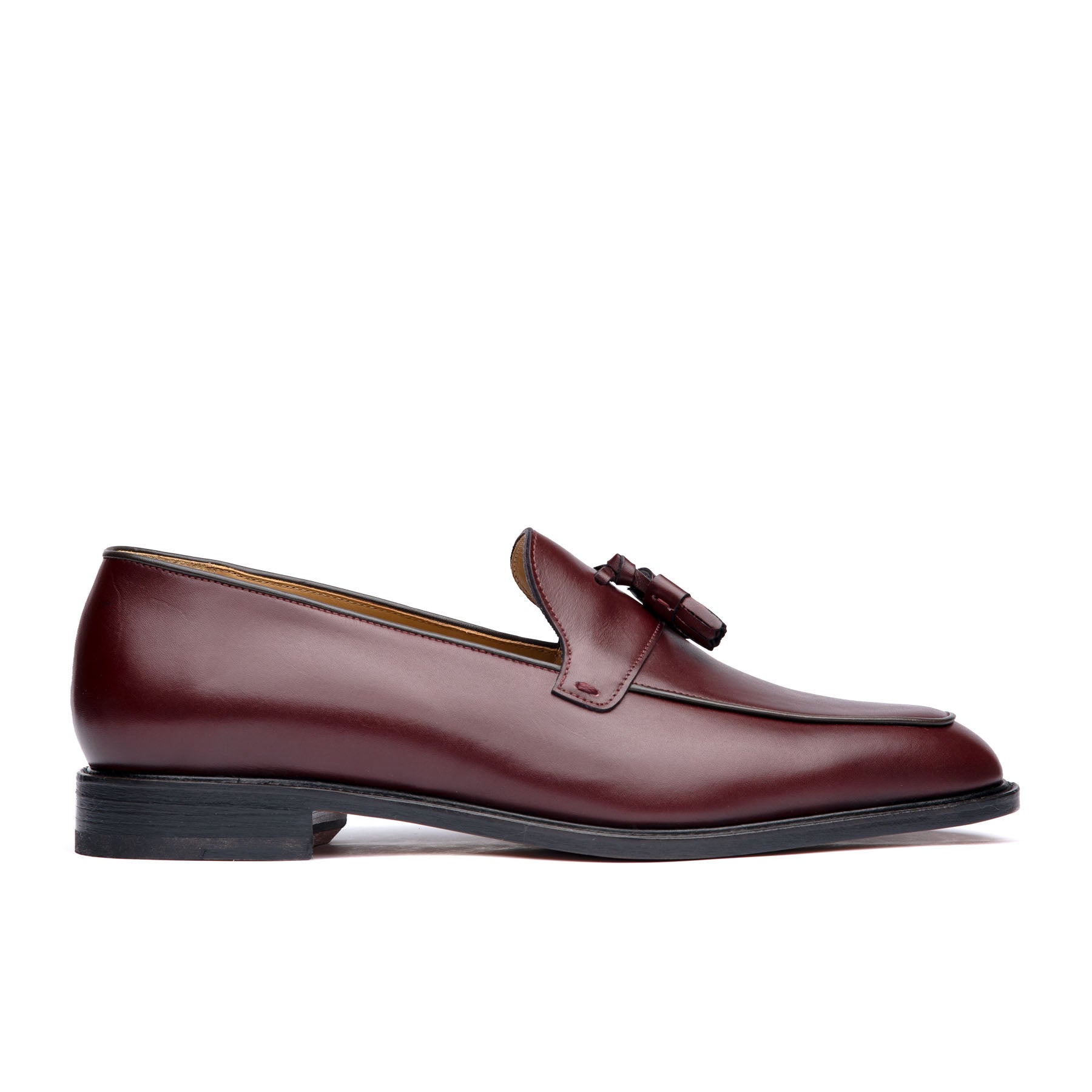 Burgundy loafers with tassels made in Portugal using full grain leather