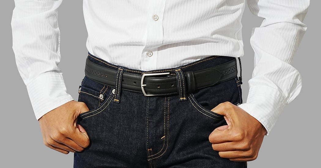 Burgundy dress belt in full grain leather. Wear with trousers, pants, or tailored suits.