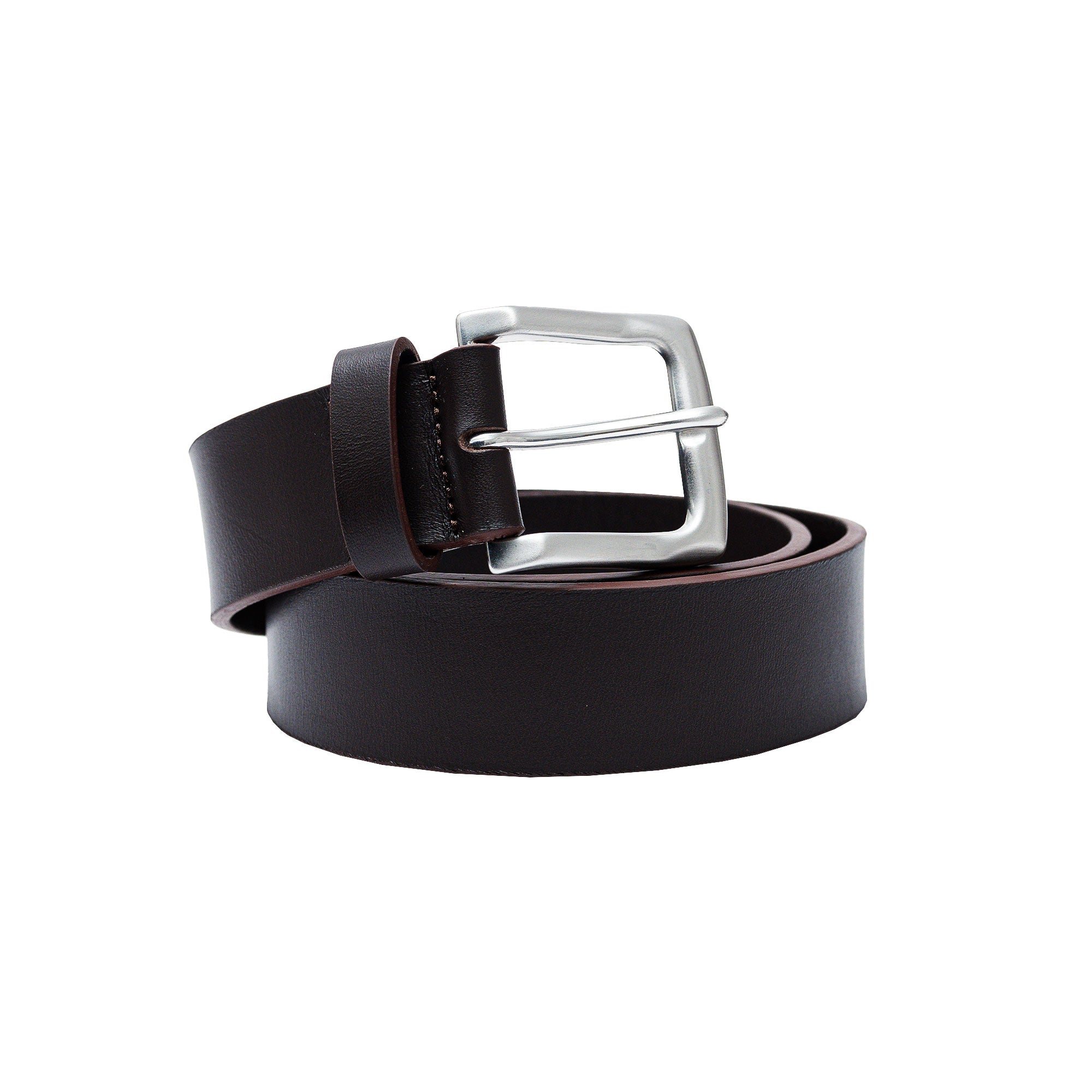 Men’s brown leather belt for jeans or chinos. Classic full grain style for casual days.