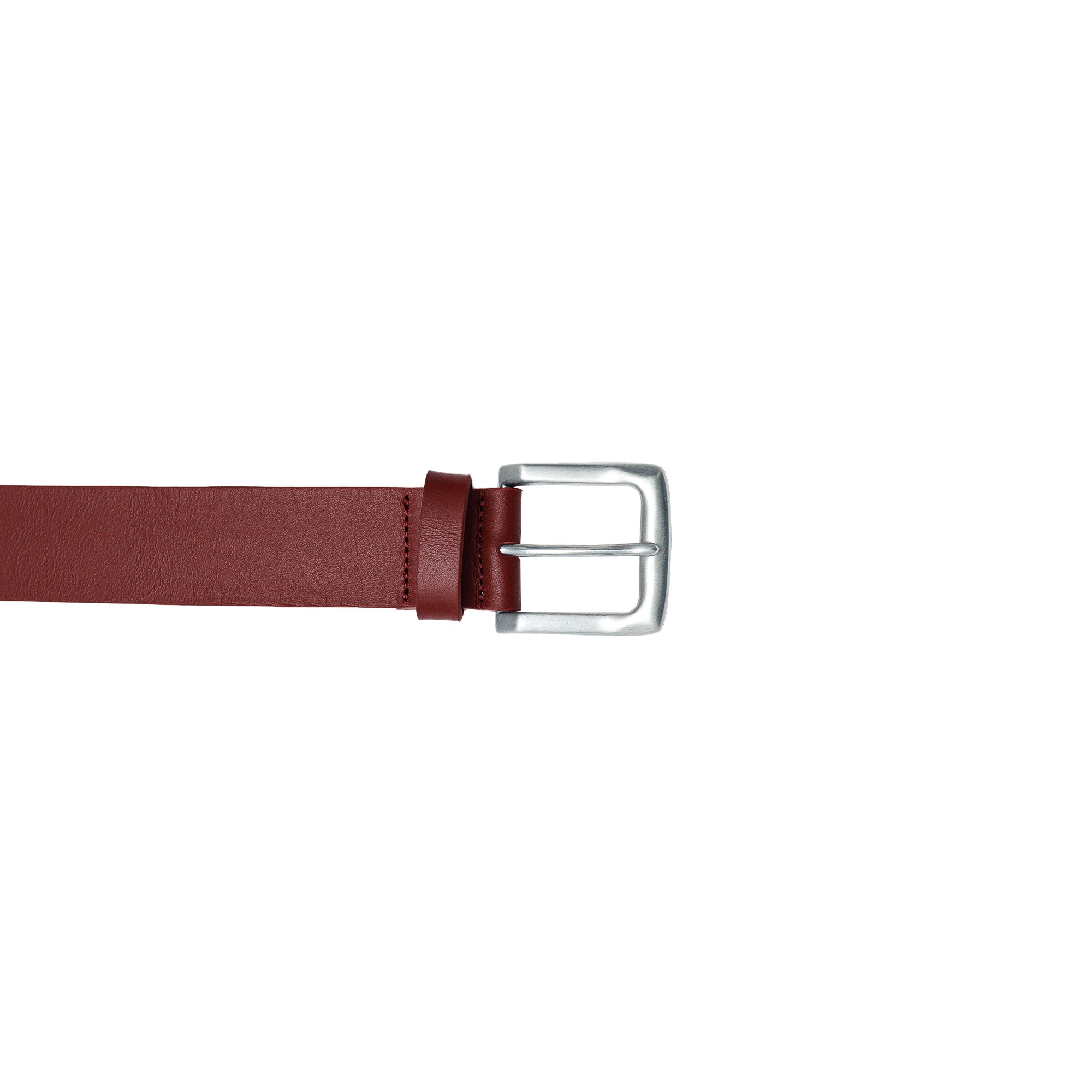 Shop handcrafted belts for men. The deep burgundy color complements your chinos.