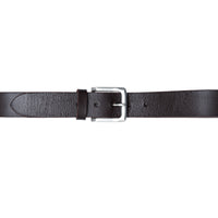 Men’s jeans belt in brown leather. Durable design that completes casual outfits.