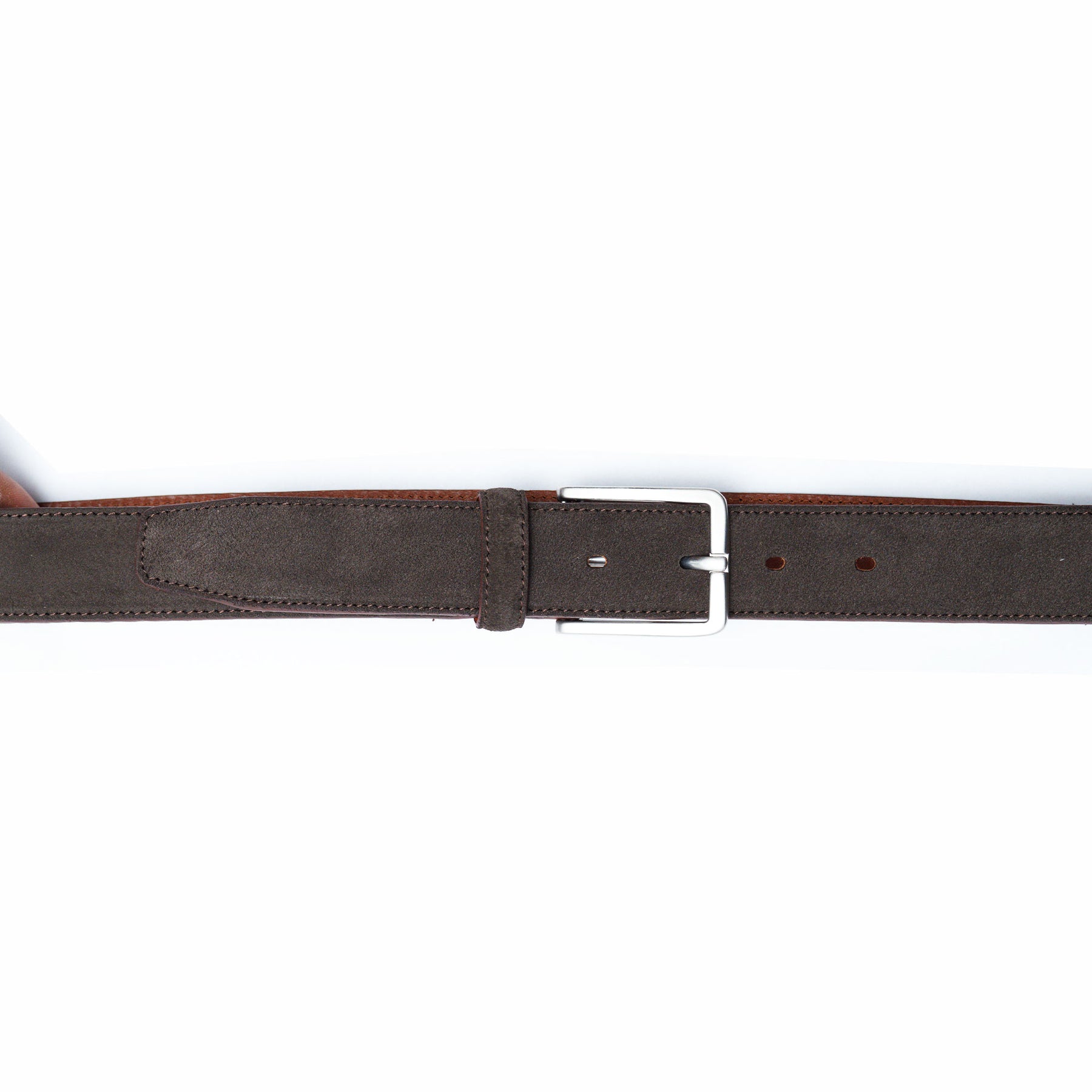Your new go-to belt for men. Suede for a smart casual look. Perfect with slim-fit trousers.