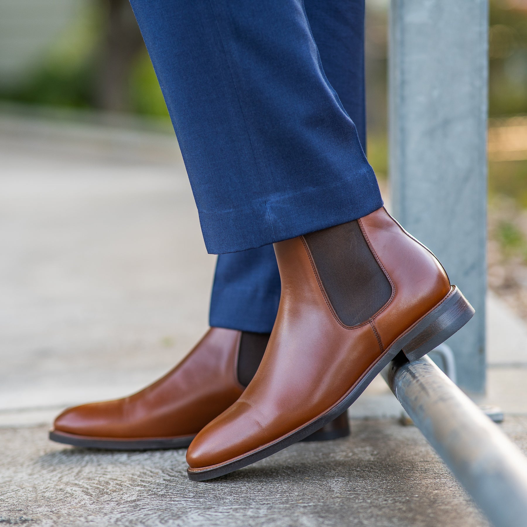 From denim weekends to tailored weekdays, our mens tan Chelsea boots are your go-to for everyday wear