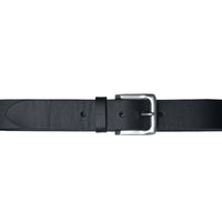 Durable men’s casual belt. Pair with chinos, denim, or weekend casual attire.