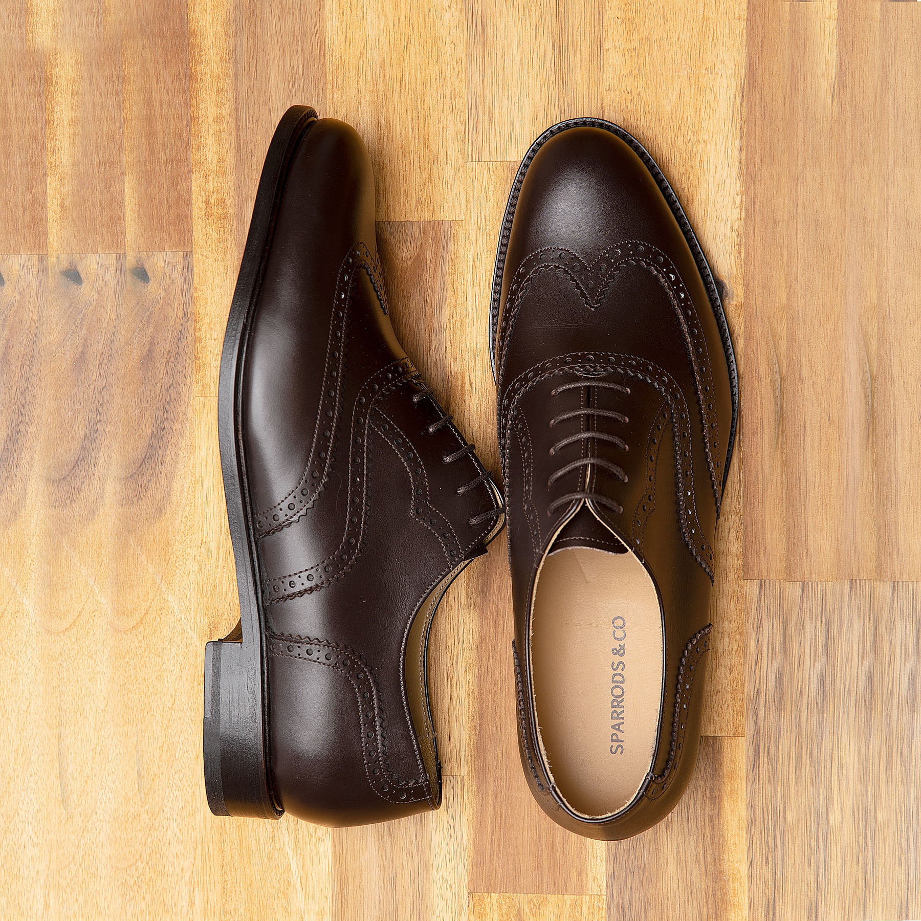 Mens shoes brown brogues, crafted in Portugal using traditional shoe making steps with premium leather materials.