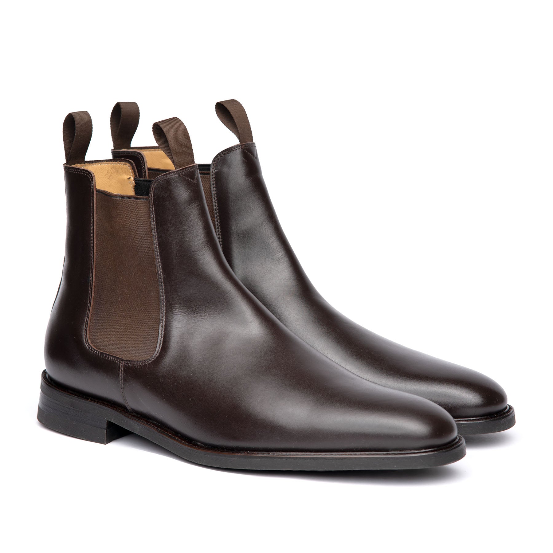 Slim fit blazer suit jacket in navy paired with the dark brown chelsea boots