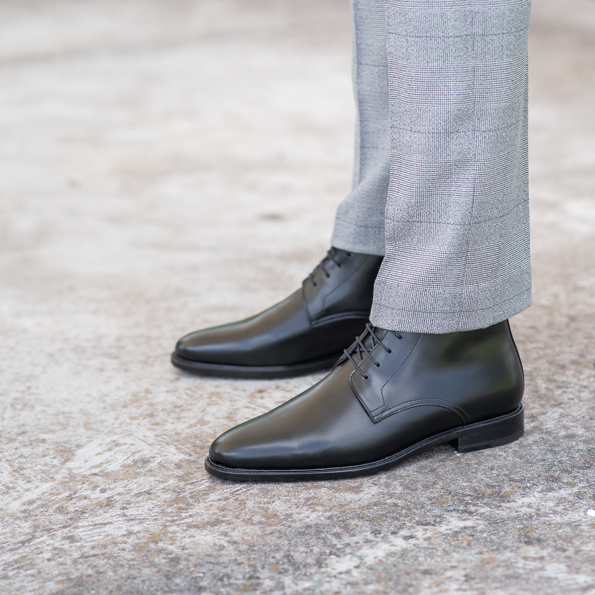 The best men's leather boots paired with cropped cotton trousers and Irish Linen jacket