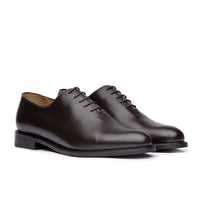 Brown oxford shoes with wholecut design made from single piece of full grain calfskin leather